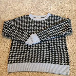 🌸3 for $15🌸 NWOT houndstooth pullover sweater